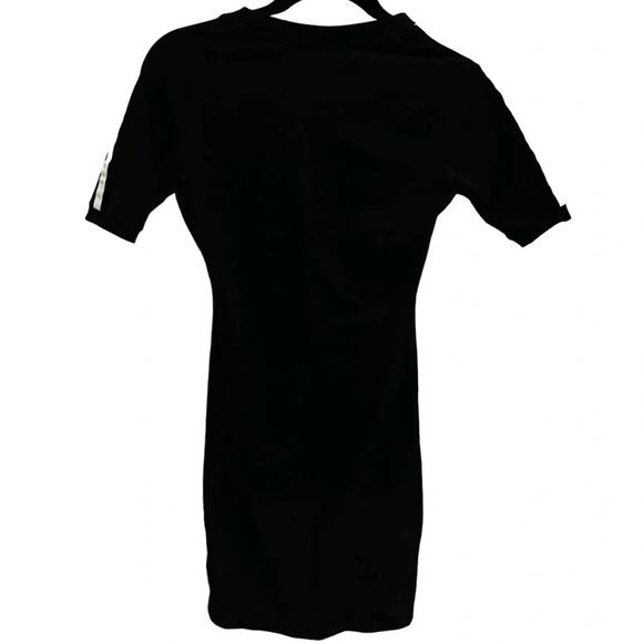 WOMENS ADIDAS 3-STRIPES FITTED T-SHIRT DRESS SIZE XS NWOT - Picture 8 of 8